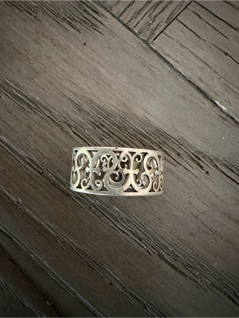 Tiffany & Co. Openwork Scroll Band Ring - Silver